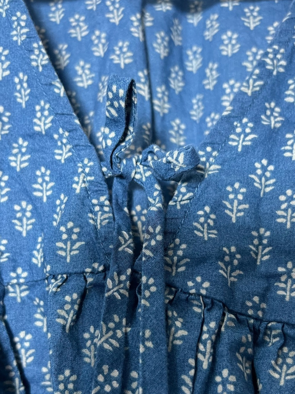 Faherty Lyla Top Organic Cotton Indigo Gobo Floral Print NEW - Picture 8 of 15